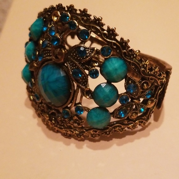 Bracelet - Picture 4 of 5